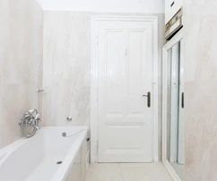 Exclusivo apartamento de seis habitaciones en venta en el centro de Rijeka, Croacia.