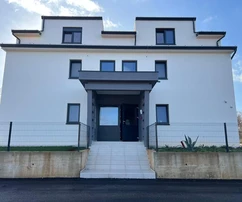 Poreč, Isztria, Modern első emeleti apartman terasszal