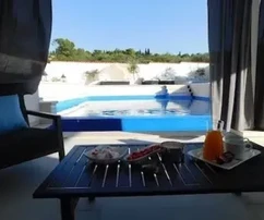 Brač, Sutivan, detached house 307m2 with pool and garden