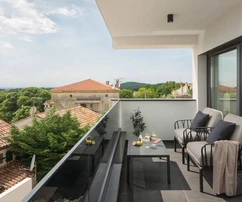 Moderne Villa mit Meerblick in Vrsar zu verkaufen in Kroatien