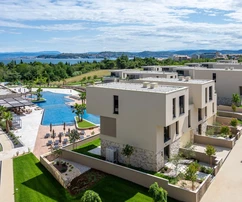 Luxusní vila k prodeji v resortu Umag pouhých 150 m od moře v Chorvatsku