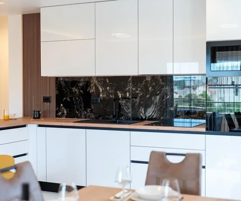 Čiovo, Okrug, 3-Zimmer-Wohnung 118 m², 2. Obergeschoss, große Terrasse, Aussicht, möbliert