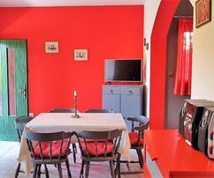 Šarmantní otočný dům u moře v Trogiru na prodej