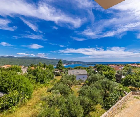 Modern villa for sale on the island of Krk with a swimming pool in Croatia