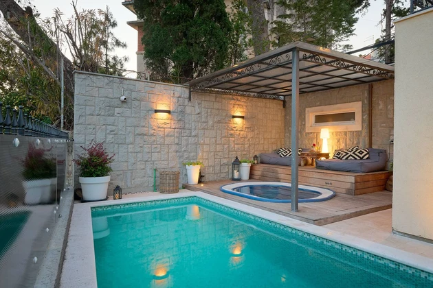 Moderna vila na prodaju Split Bačvice blizu mora