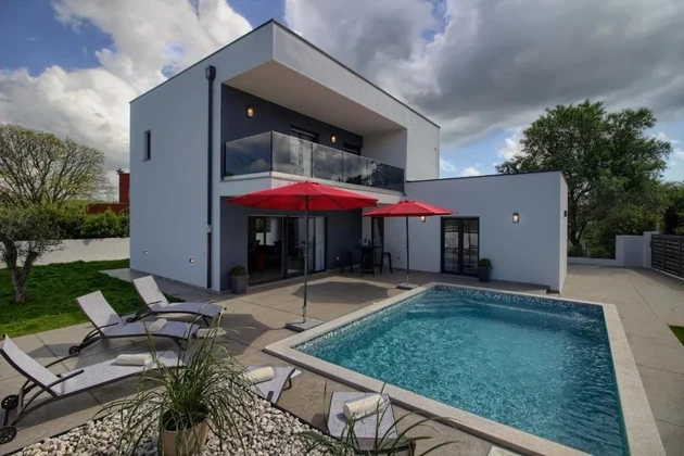 Istria, Ližnjan, Villa moderna con piscina e vista panoramica