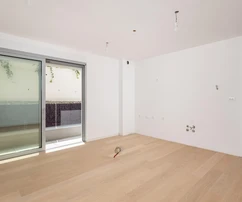 Appartement de trois chambres à vendre avec jardin et terrasse à Opatija en Croatie