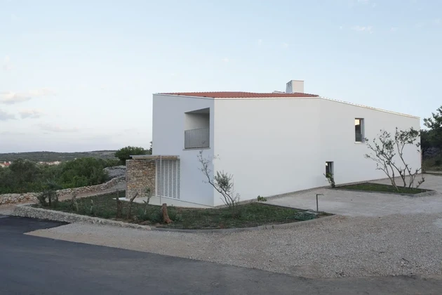 APARTAMENT Z OGRODEM I WIDOKIEM NA MORZE, W SPOKOJNEJ OKOLICY!