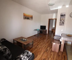 South side ground floor apartment