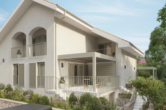 Insel Krk, Malinska, ausgezeichnete Dreizimmerwohnung 69 m², Garten und Terrasse