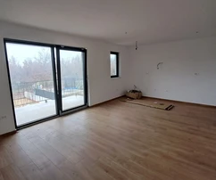 Poreč, Istria, Moderný byt s terasou na poschodí