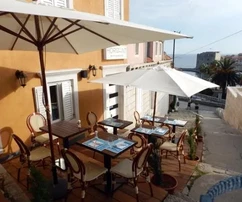 Dům s restaurací – výhled na staré město Dubrovník