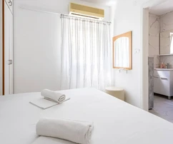 Appartement villa à vendre à Okrug à quelques pas de la mer en Croatie