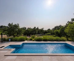 Bellissima casa familiare nella zona suburbana di Pola