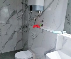 Spaziosa villa moderna vicino a Spalato con vista mare