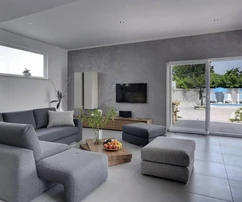 Villa near Medulin for sale with a pool and garden in Croatia