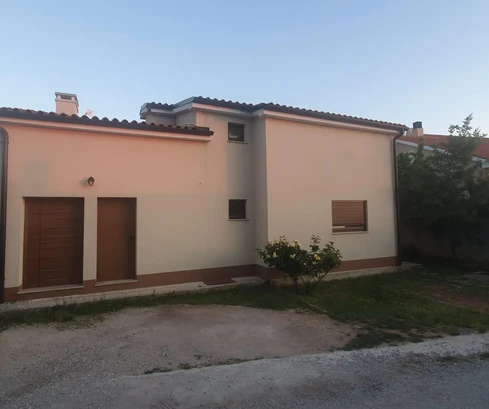 Istria, Valbandon, elegante casa con piscina e privacy garantita