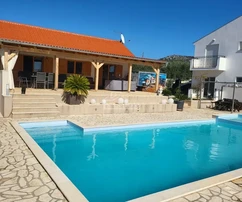 BIOGRAD, Donja Jagodna – OCCASIONE, villa RIBASSATA con piscina, vista sulla natura