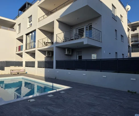 Čiovo, Okrug G., appartement duplex 2 chambres 75 m²
