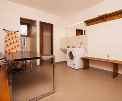 Immeuble avec un hall à vendre à Medulin en Croatie