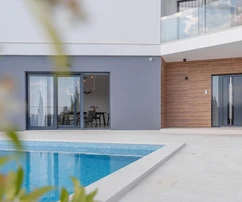 Podstrana, villa di lusso con terrazza sul tetto e vista splendida
