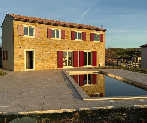 Istria, Momjan: Exclusive traditional stone house