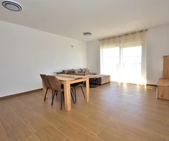 Vodice, Wohnung mit Garten und Meerblick