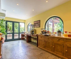 Villa con appartamenti in vendita a Konavle in Croazia