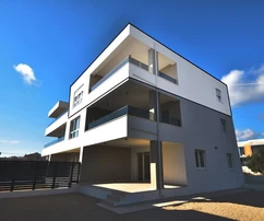 Apartament S6 – Przestronne dwupokojowe mieszkanie z widokiem na morze w nowym budynku, Vodice