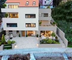 Appartement à vendre à Dubrovnik directement sur le front de mer en Croatie