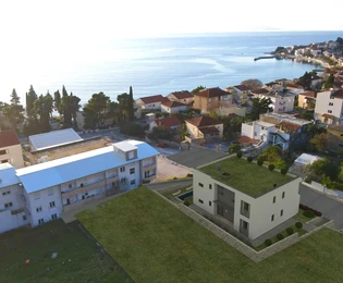 Ville moderne in vendita a Gradac con vista in Croazia