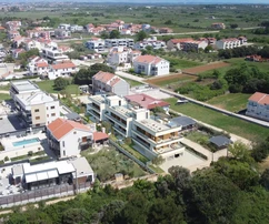 Wohnung zu verkaufen – Nin, Zaton, direkt am Meer in Kroatien