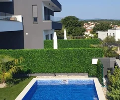 Maison de ville de luxe à vendre à seulement 150 mètres de la mer en Croatie