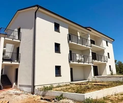 NEW APARTMENT WITH SEA VIEW, ON THE EDGE OF THE GREEN ZONE!