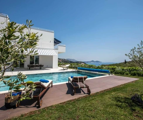 Mesmerizing Villa in Orašac