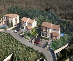 LUXUSNÁ VILA S BAZÉNOM A ZÁHRADOU, NA TICHOM MIESTE!