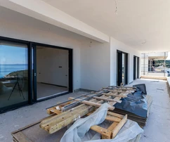 Appartement de trois chambres avec piscine à vendre à Makarska en Croatie