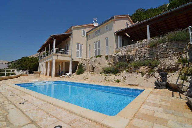 Villa exclusive à vendre avec vue panoramique en Croatie