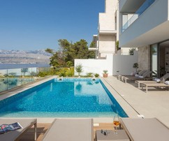 Luxusní vila v prestižní lokalitě, Brač
