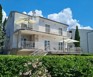 Edificio di appartamenti in vendita a Crikvenica Dramalj in Croazia