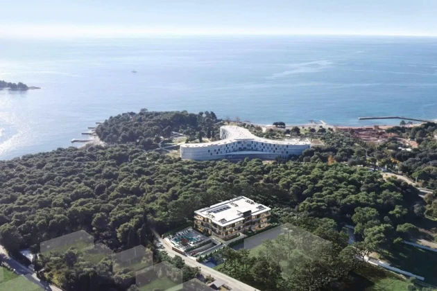 Rovinj, apartamento de lujo con terraza en una ubicación exclusiva a 150 m del mar y las playas