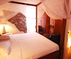 BOUTIQUE HOTEL V SRDCI STARÉHO MESTA, 50 M OD MORA!