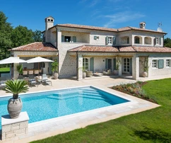 Kanfanar, Istria: Villa opulenta con piscina e strutture sportive
