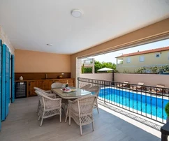 Luxuriöse Steinvilla mit Pool - Privlaka, 200 Meter vom Meer entfernt
