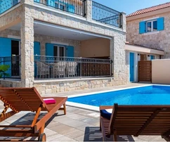 Luxuriöse Steinvilla mit Pool - Privlaka, 200 Meter vom Meer entfernt