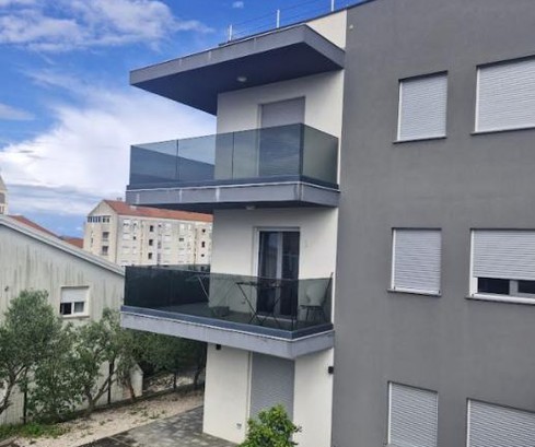 Appartement avec vue panoramique à vendre à Bili Brig en Croatie