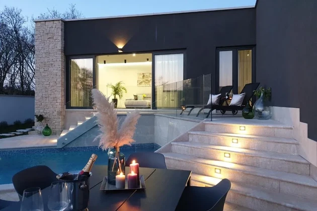Umag, Istria - Two exquisite semi-detached villas close to the Adriatic