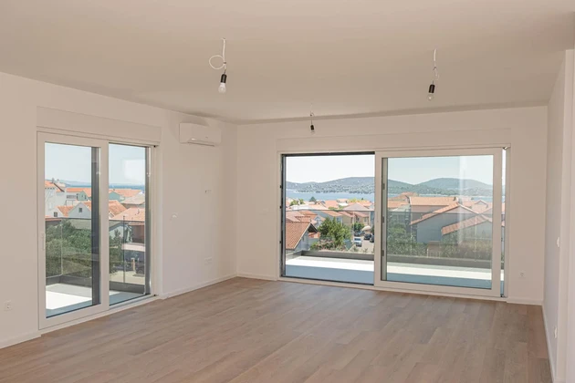 Tribunj, edificio nuovo, appartamento al secondo piano, 86,16 m²