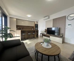 Luxury apartment with rooftop terrace 50 m from the sea and panoramic views of Zadar and the archipelago
