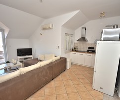 Appartamento con terrazza in vendita a Vodice